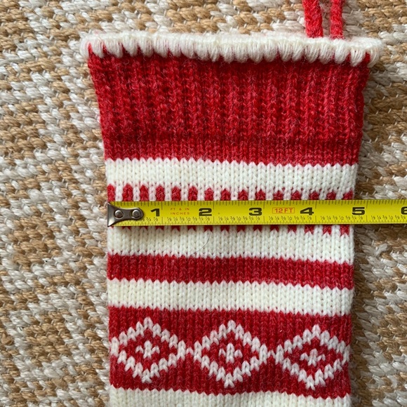 Red and white knit stocking - Picture 3 of 6